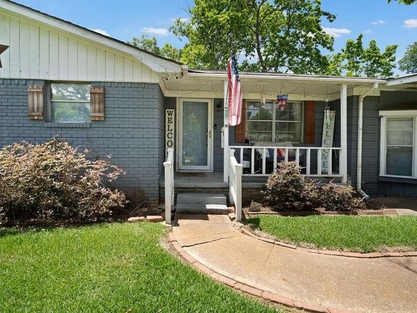 403 Ridgewood, Palestine, TX 75803
