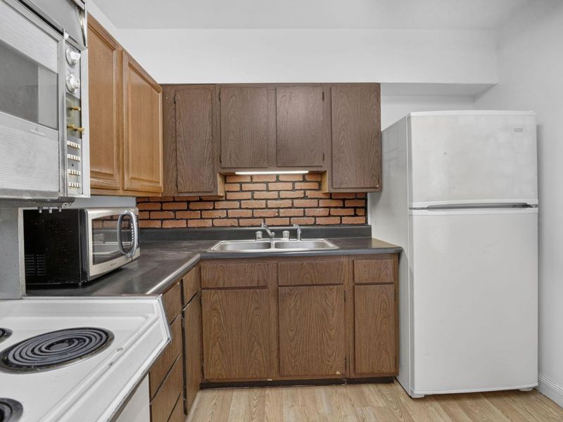 1366 Melrose Avenue, Columbus, OH 43224 Photo 10