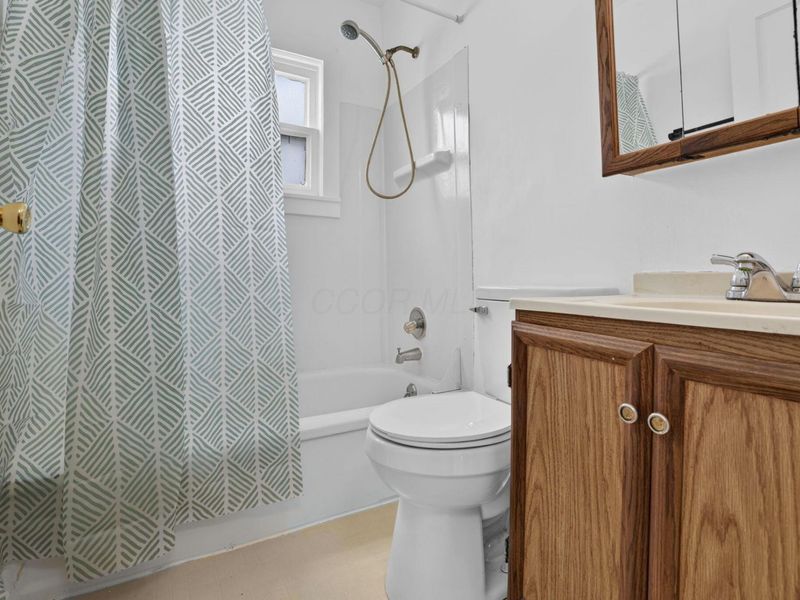 1366 Melrose Avenue, Columbus, OH 43224 Photo 16