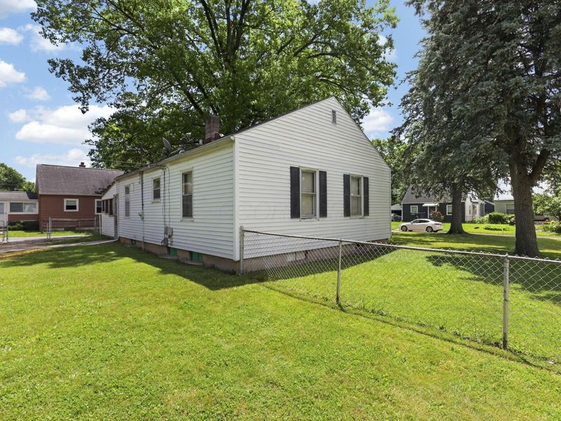 1366 Melrose Avenue, Columbus, OH 43224 Photo 24