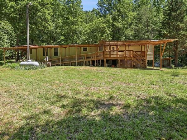 125 King Bird Drive, Cleveland, GA 30528