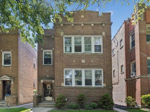 5030 N Ridgeway Avenue , Chicago, IL 60625