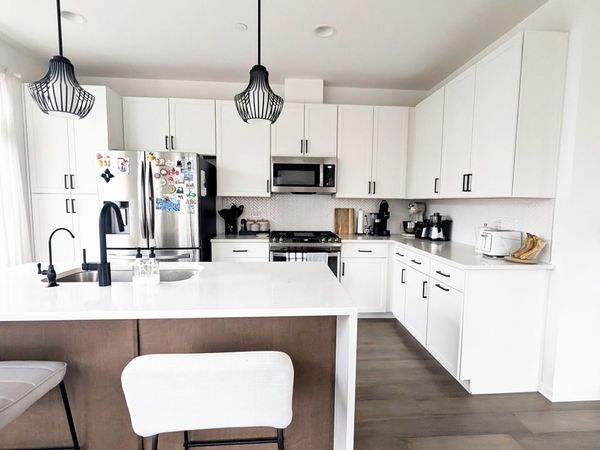 30W011 Brayman Court , Unit 011, Warrenville, IL 60563