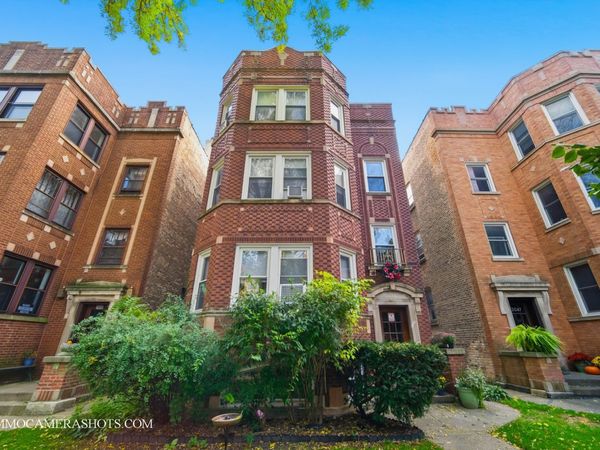 2045 W Farragut Avenue , Unit 3, Chicago, IL 60625