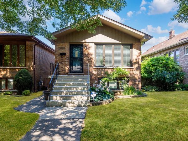 11134 S Sawyer Avenue, Chicago, IL 60655