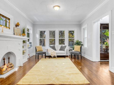Main Photo