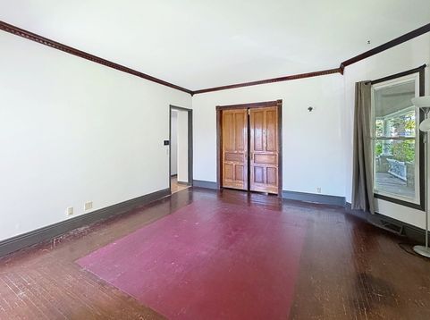 Main Photo