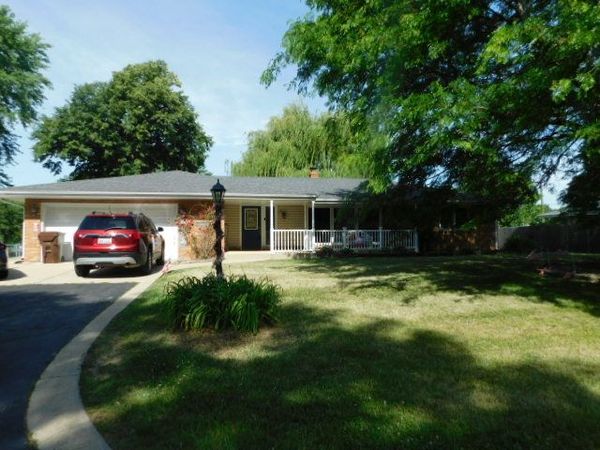 2829 Woodside Drive , Rockford, IL 61109