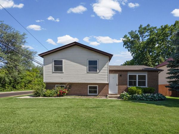 2948 Argonne Drive , North Chicago, IL 60064