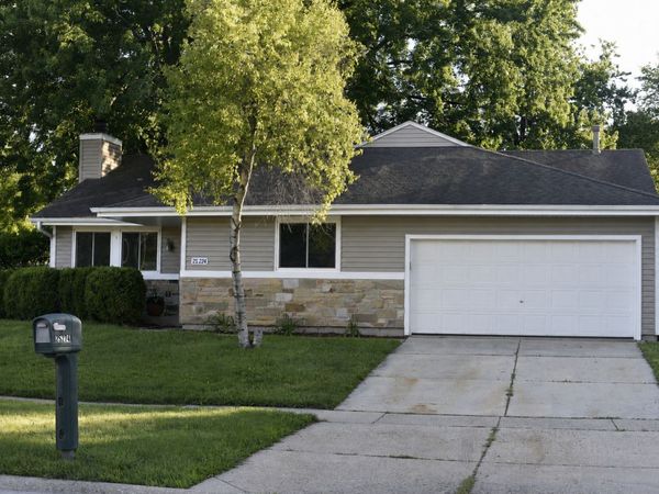 Warrenville, IL 60555
