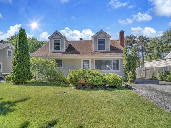 18843 W Deerpath Road , Grayslake, IL 60030
