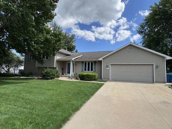 740 26th Street , Peru, IL 61354