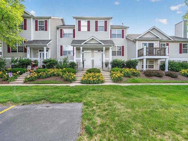 2325 Graystone Drive , Joliet, IL 60431