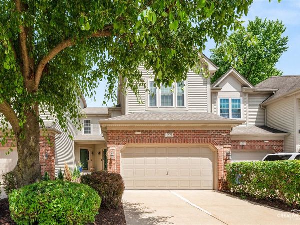 1221 Oakleaf Court , Aurora, IL 60506