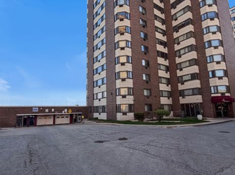 Main Photo