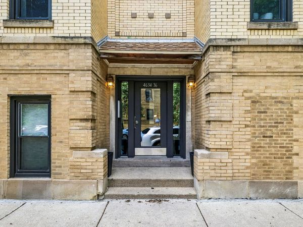 Unit G, Chicago, IL 60625
