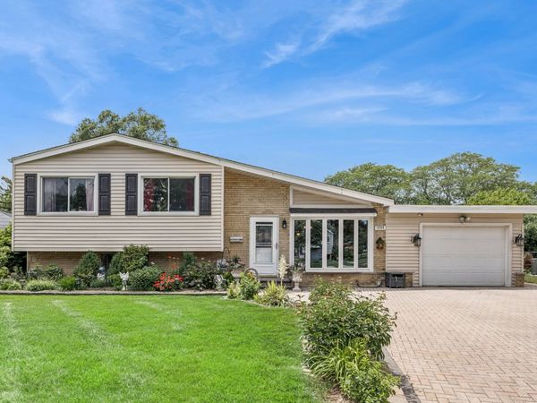 Lombard, IL 60148