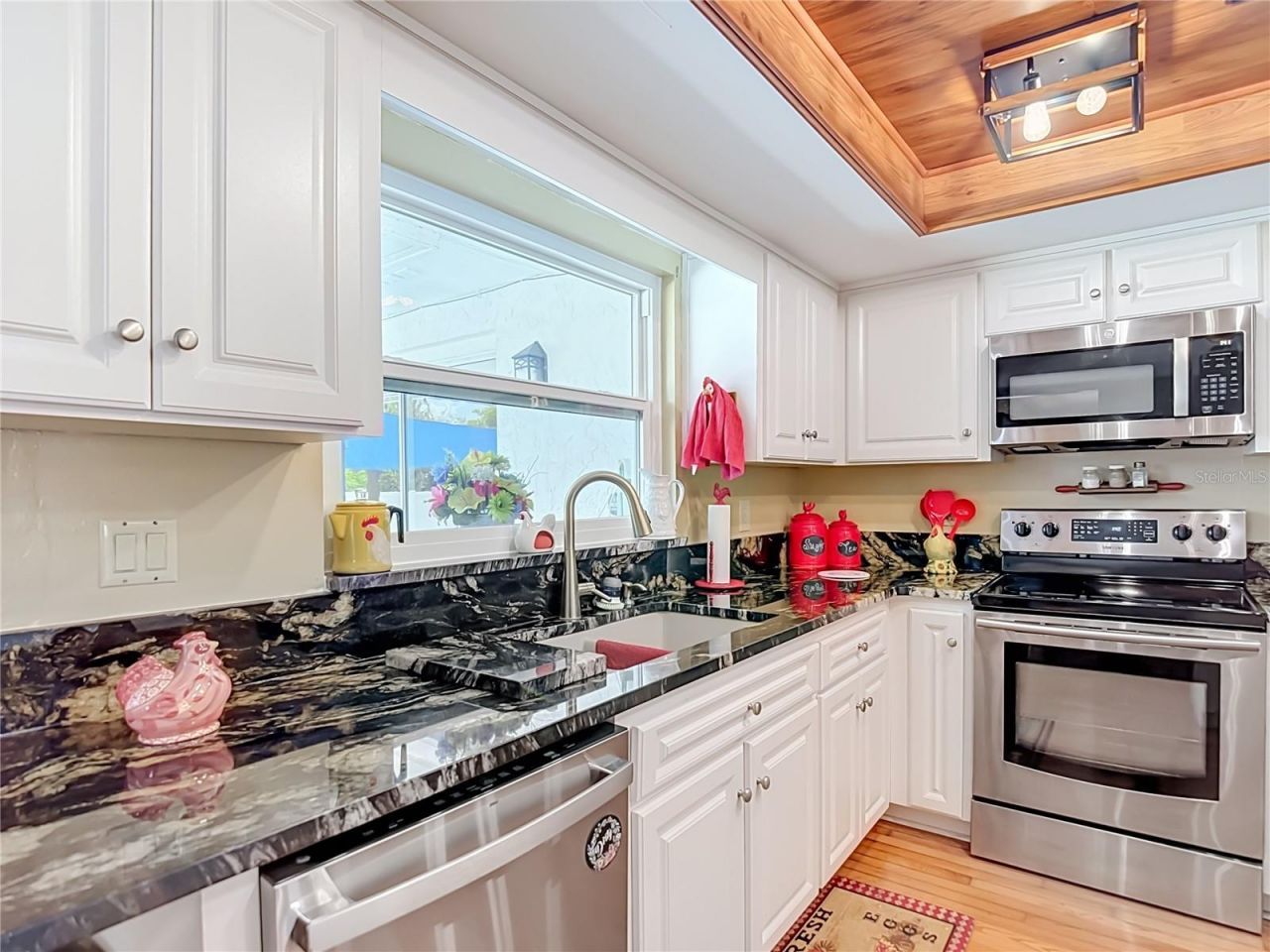 3008 Ripplewood Drive , Seffner, FL 33584 Photo