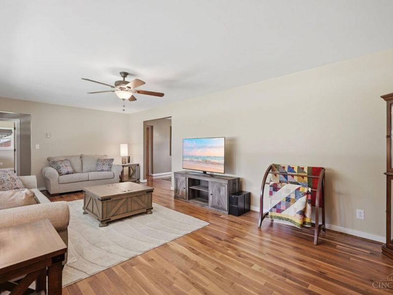 1122 Mockingbird Lane, Turtle Creek Twp, OH 45036 Photo 6