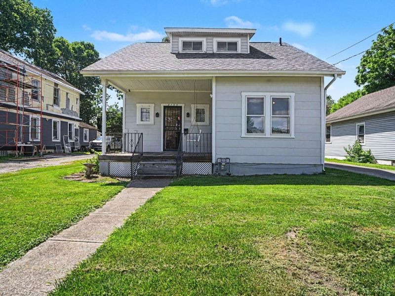 8155 Anthony Wayne Avenue, Cincinnati, OH 45216 Photo 1
