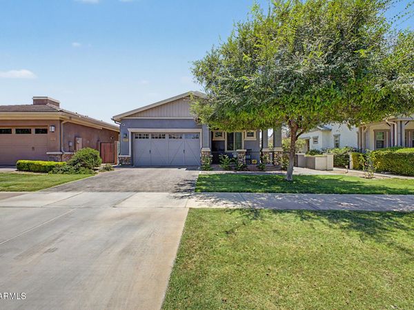 3131 E BLOOMFIELD Parkway, Gilbert, AZ 85296