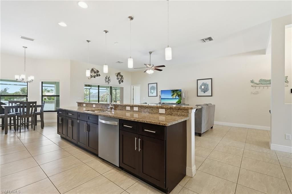 206 NE 21st Ave, Cape Coral, FL 33909 Photo