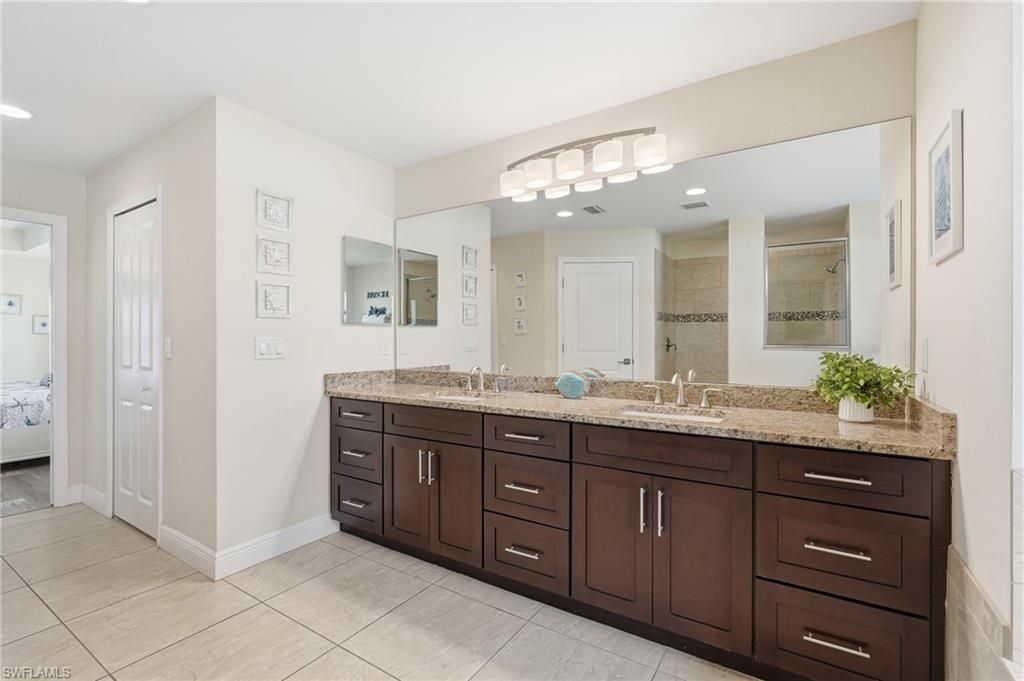 206 NE 21st Ave, Cape Coral, FL 33909 Photo