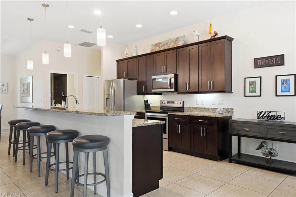 206 NE 21st Ave, Cape Coral, FL 33909 Photo