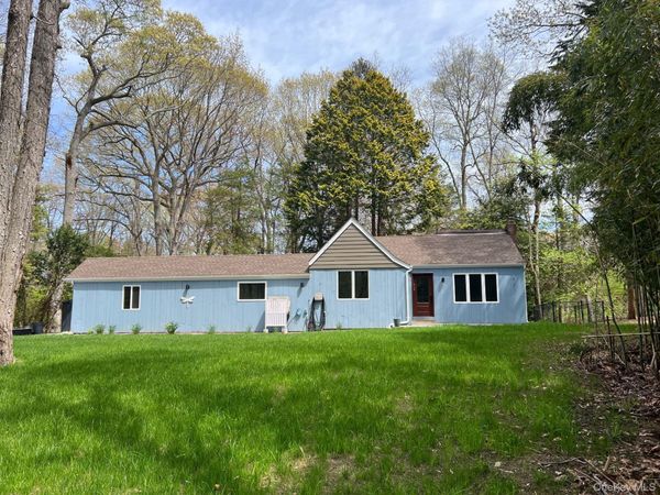 11 Triple Oak Lane, Nissequogue, NY 11780