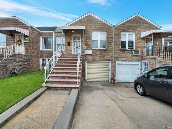 87-80 Little Neck Parkway , Floral Park, NY 11001