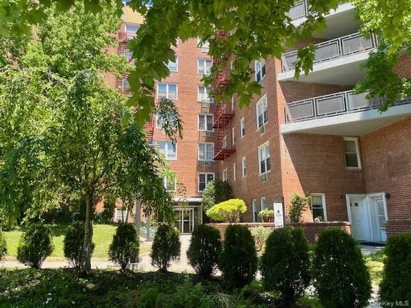 15105 Cross Island Parkway , Unit 1D, Whitestone, NY 11357