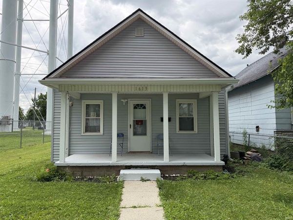 1613 W 1st Street, Marion, IN 46952