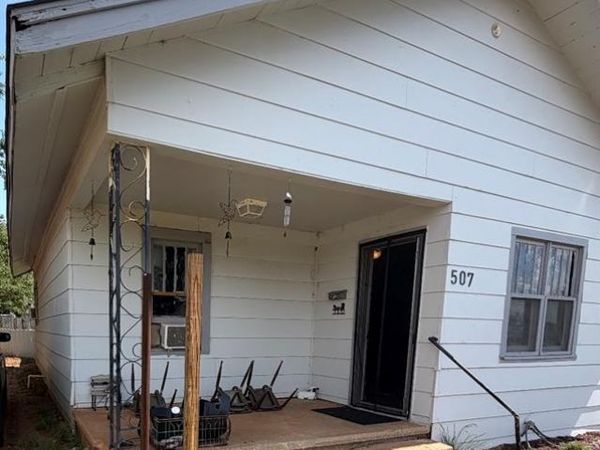 507 W Cypress Street, Altus, OK 73521