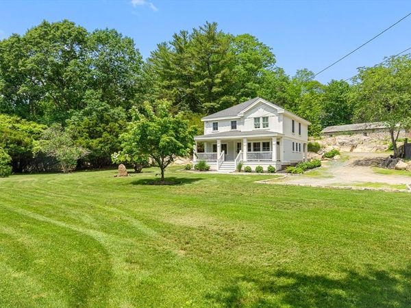 194 Southern Ave, Unit 1, Essex, MA 01929