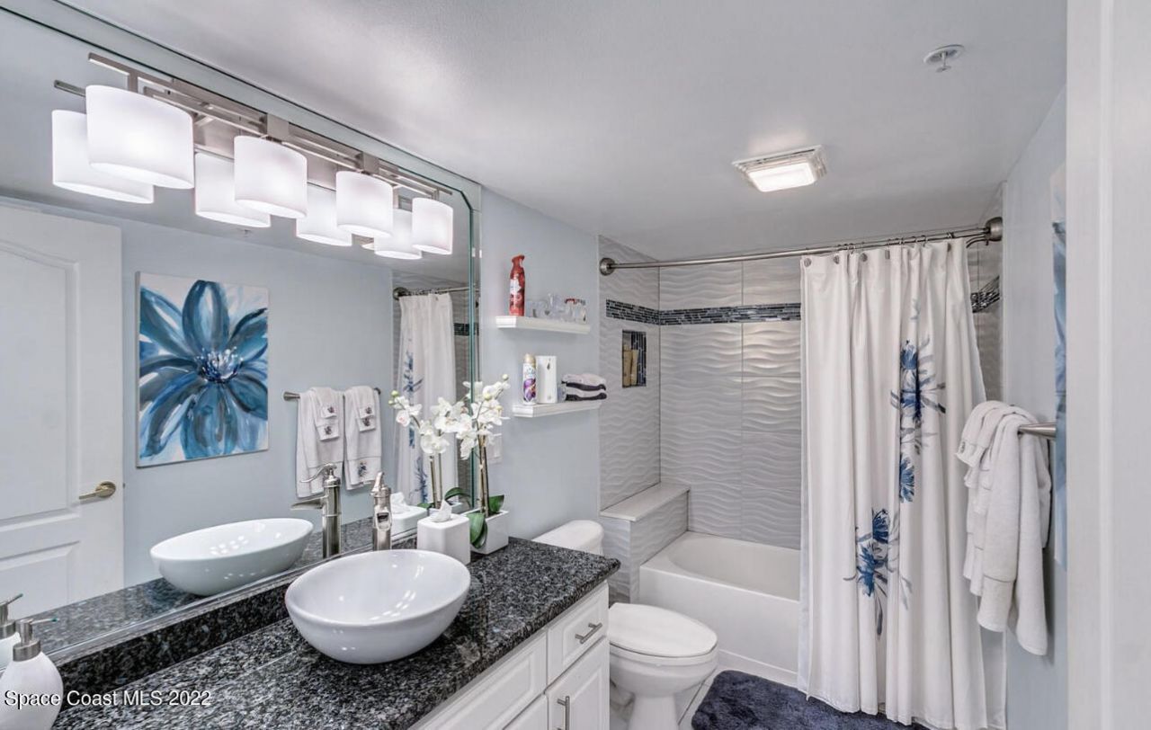 811 Del Rio Way , Unit 201, Merritt Island, FL 32953 Photo
