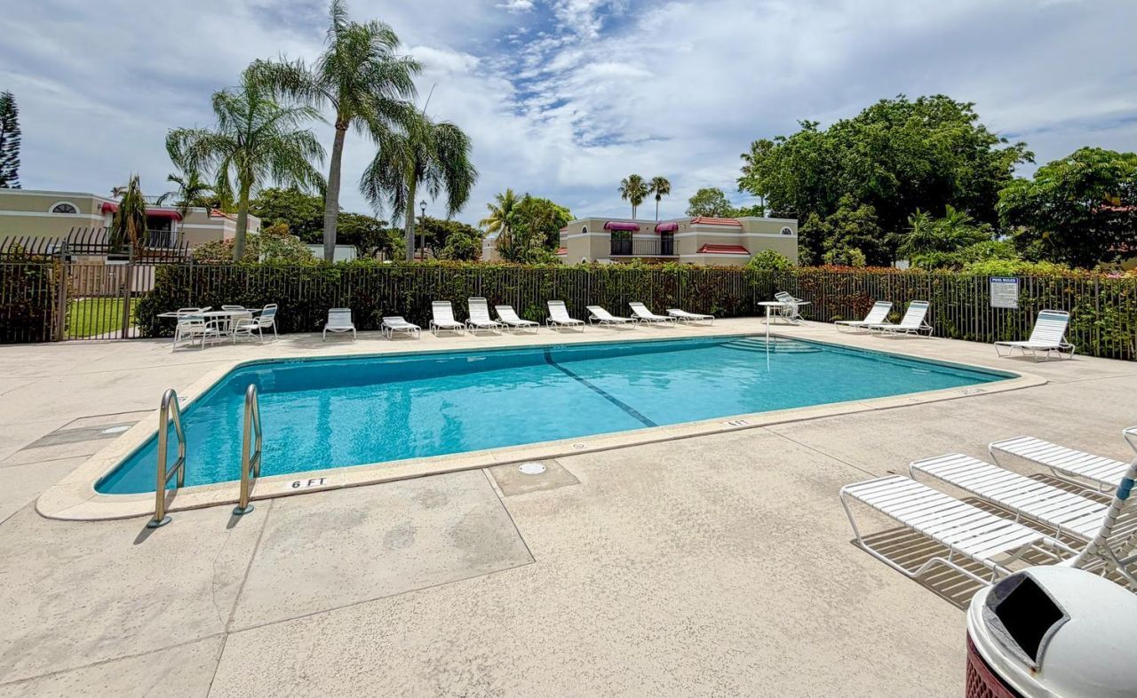 3640 Village Drive, Unit A, Delray Beach, FL 33445 Photo