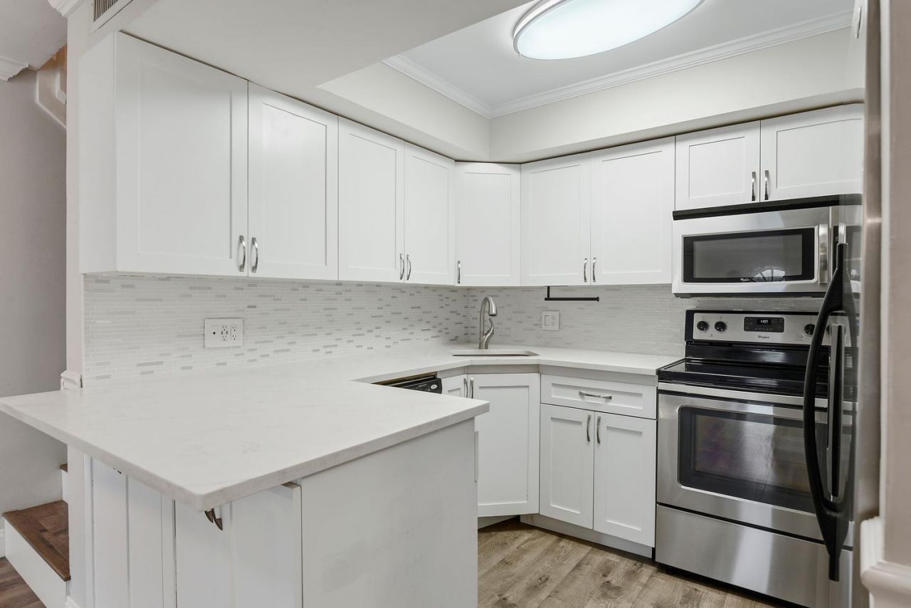 3640 Village Drive, Unit A, Delray Beach, FL 33445 Photo