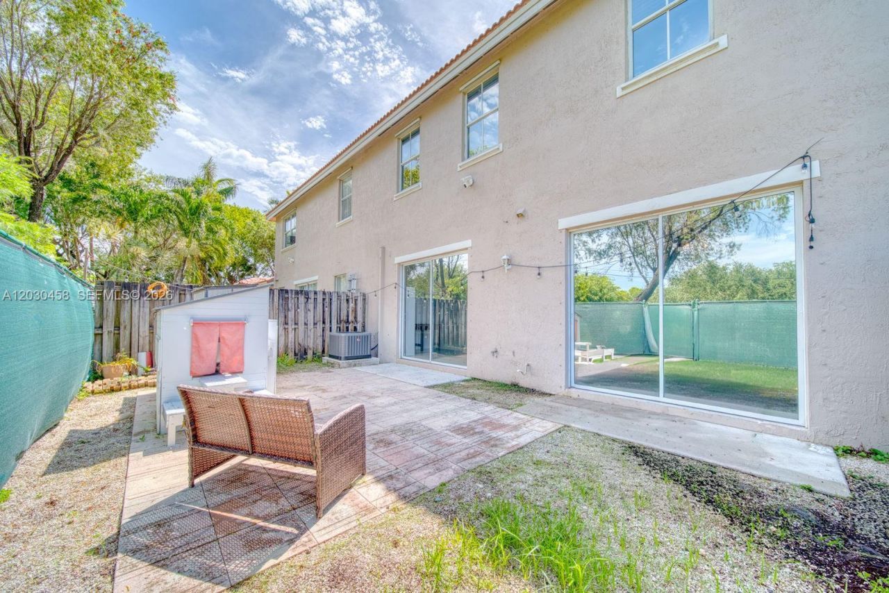 27240 SW 138th Path , Homestead, FL 33032 Photo