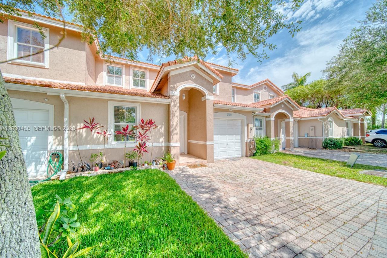 27240 SW 138th Path , Homestead, FL 33032 Photo