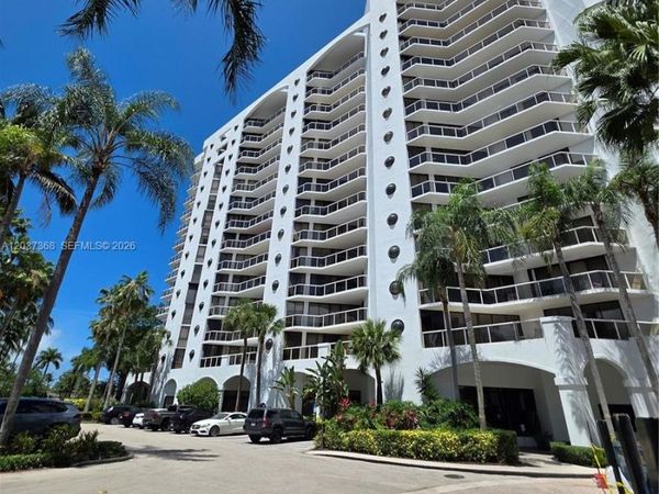 Unit 416, Aventura, FL 33180