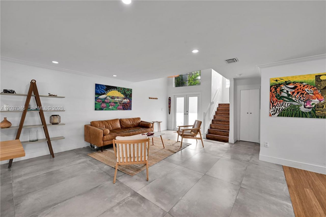 21150 NE 3rd Ave , Miami, FL 33179 Photo