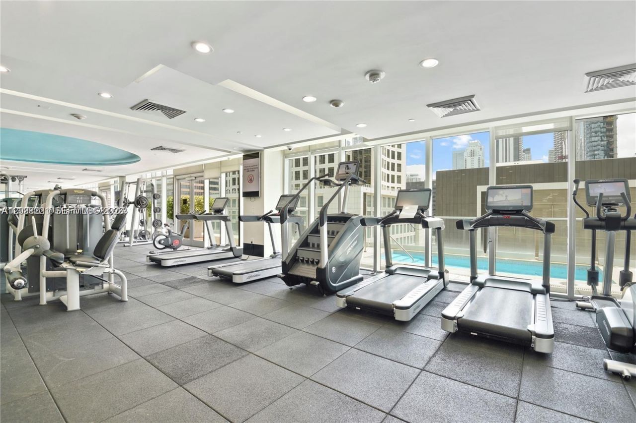 500 Brickell Ave, Unit 402, Miami, FL 33131 Photo