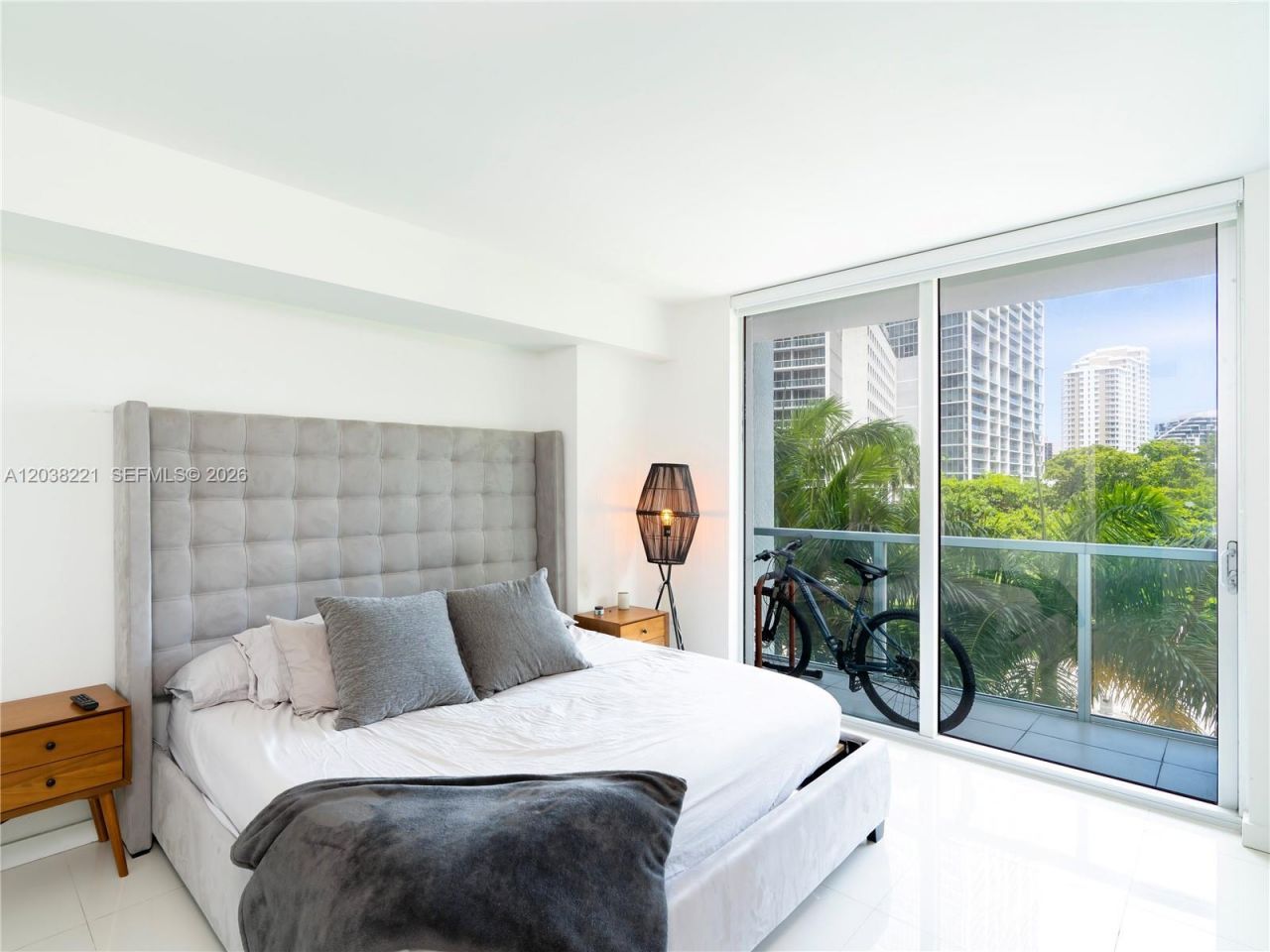 500 Brickell Ave, Unit 402, Miami, FL 33131 Photo