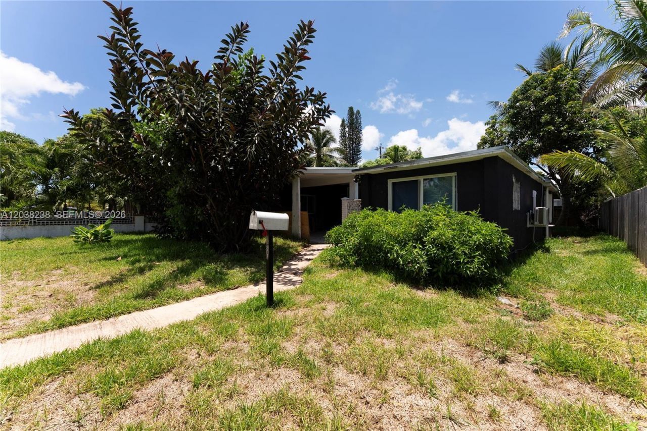 334 NW 110th St, Miami, FL 33168 Photo