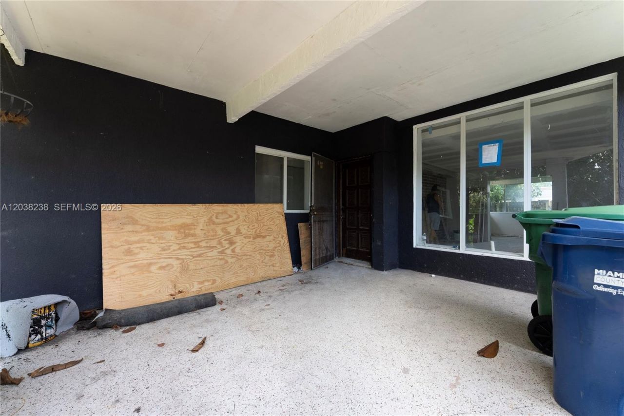 334 NW 110th St, Miami, FL 33168 Photo