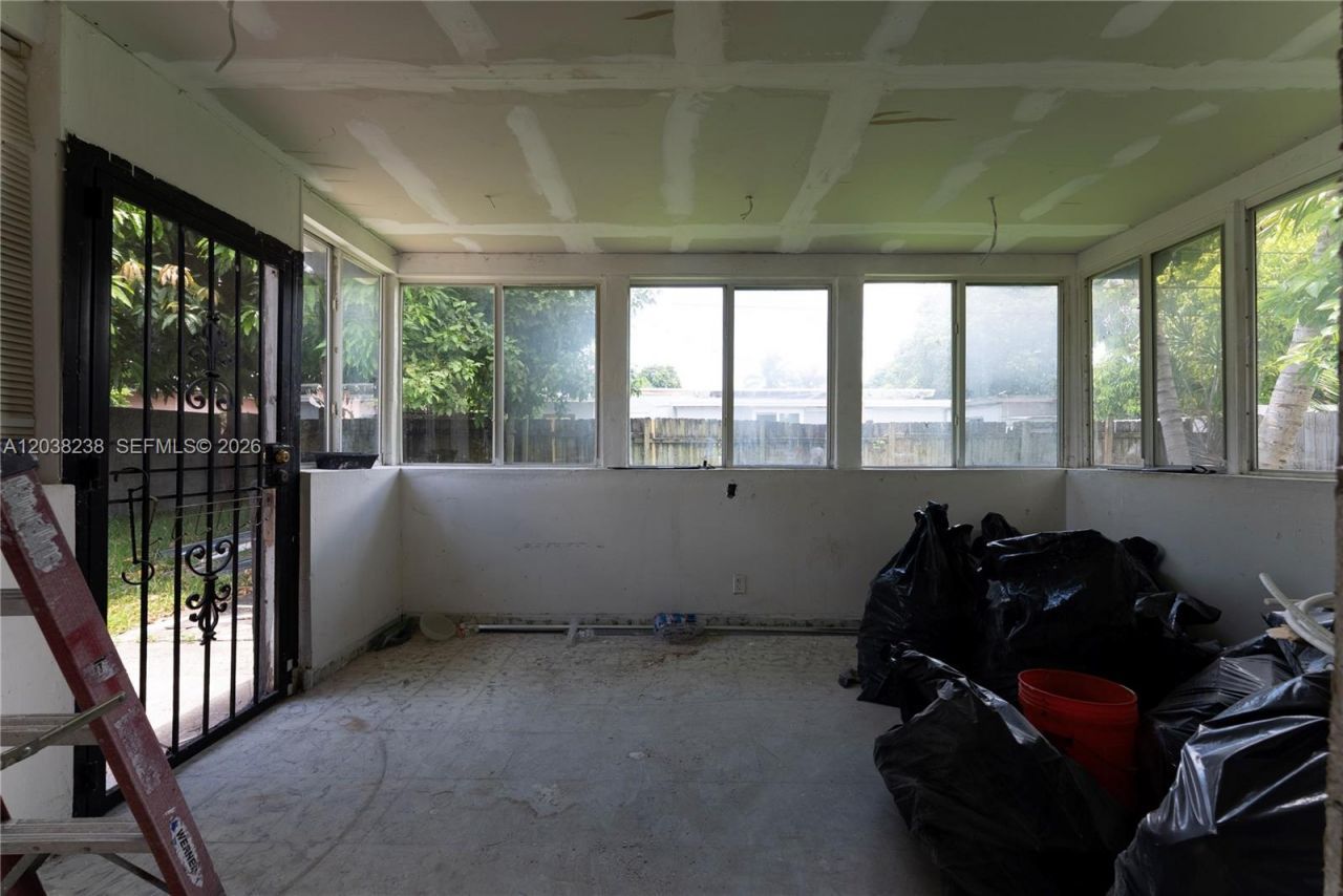 334 NW 110th St, Miami, FL 33168 Photo