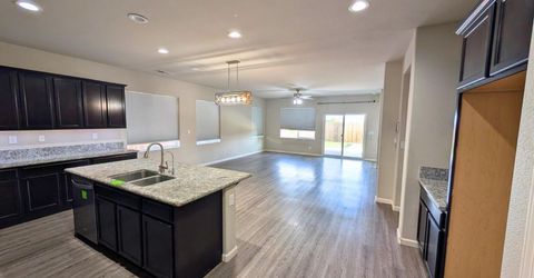180 Walnut Drive, Fernley, NV 89408 Photo