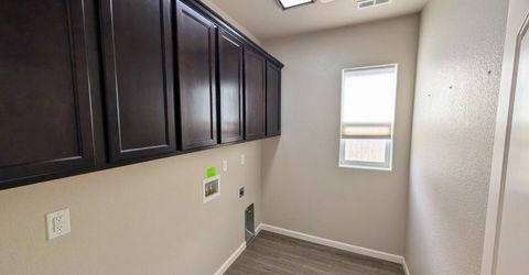 180 Walnut Drive, Fernley, NV 89408 Photo