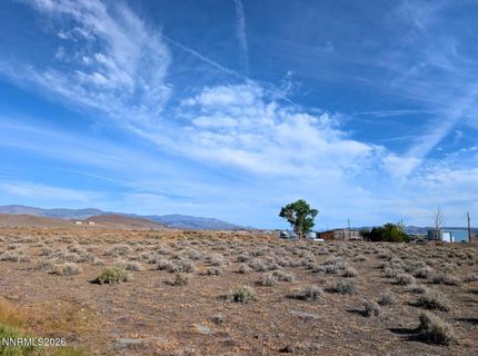 180 Walnut Drive, Fernley, NV 89408 Photo