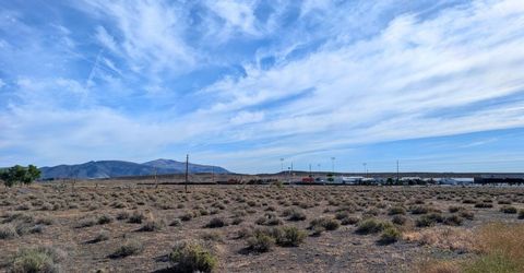 180 Walnut Drive, Fernley, NV 89408 Photo